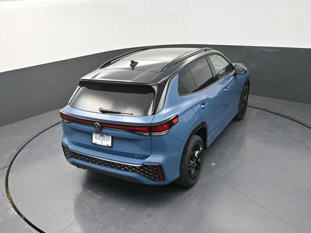 New 2026 Volkswagen Tiguan SE R-Line image 18