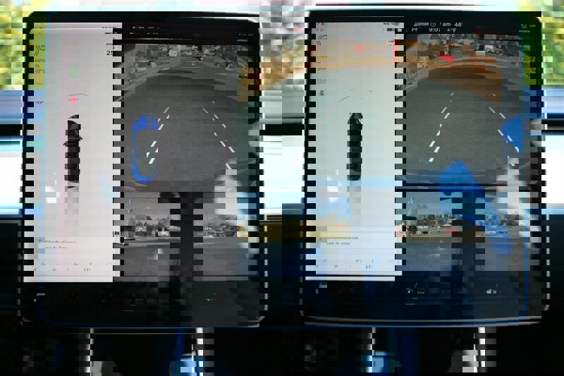 Used 2018 Tesla Model 3 Long Range image 22