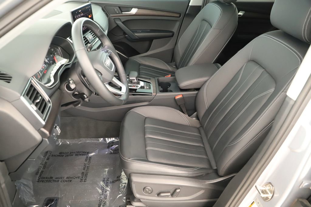 Certified 2023 Audi Q5 2.0T Premium w/ Convenience Package image 24