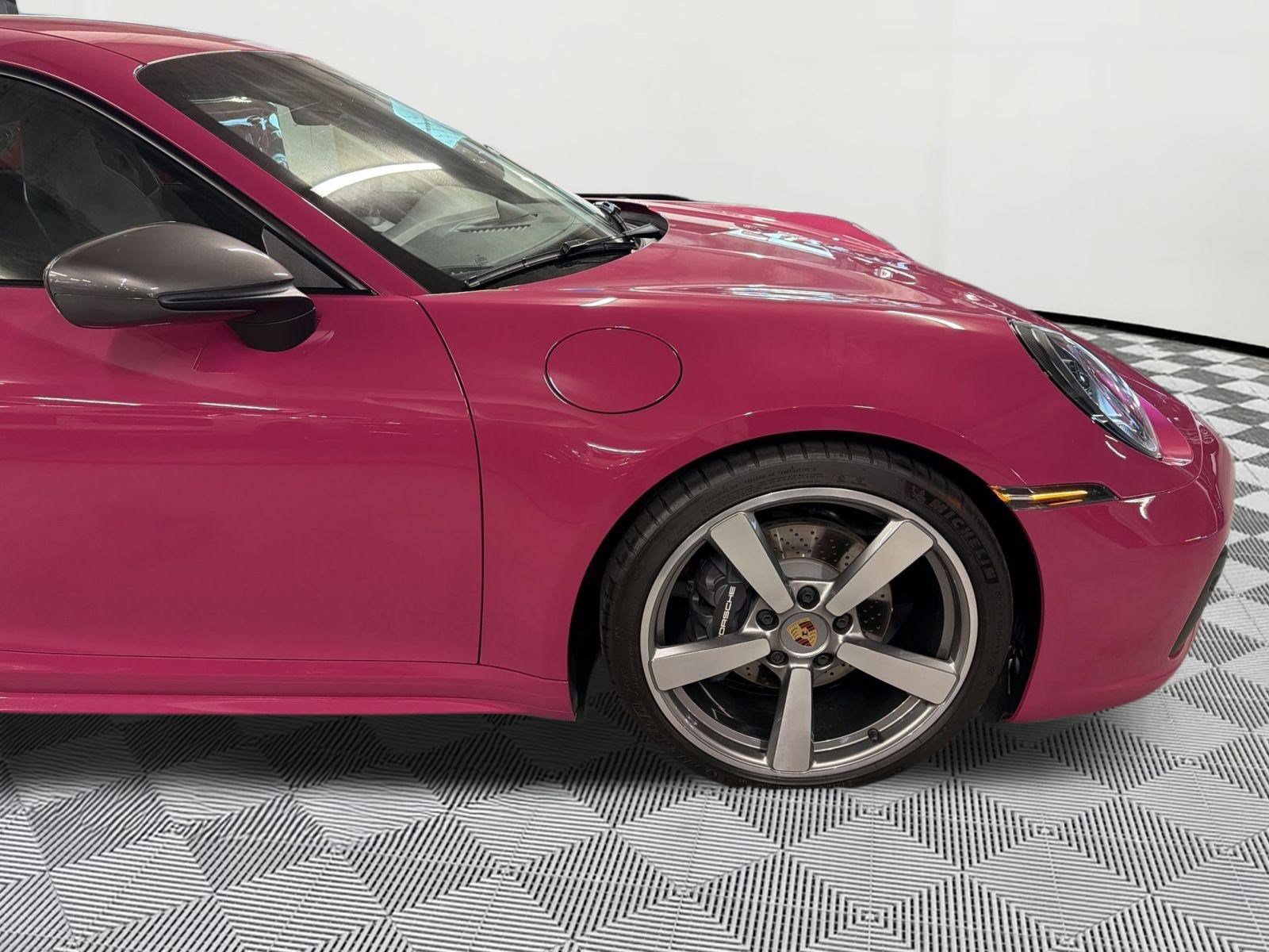 Certified 2023 Porsche 911 Carrera T RWD image 13