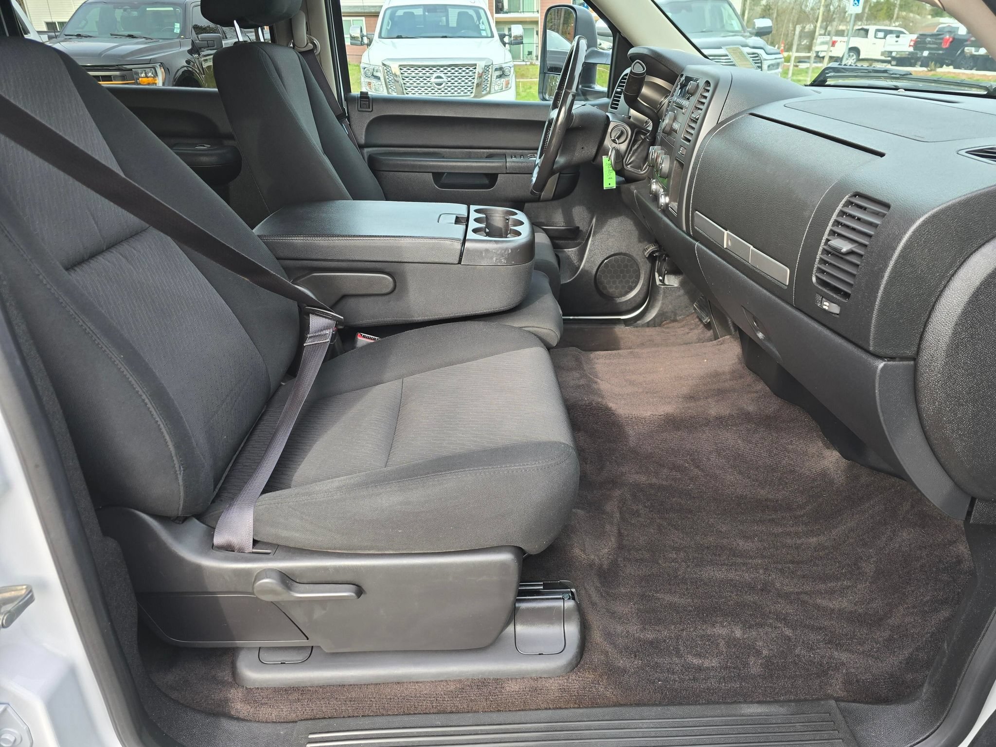 Used 2014 Chevrolet Silverado 2500 LT AWD/4WD image 29