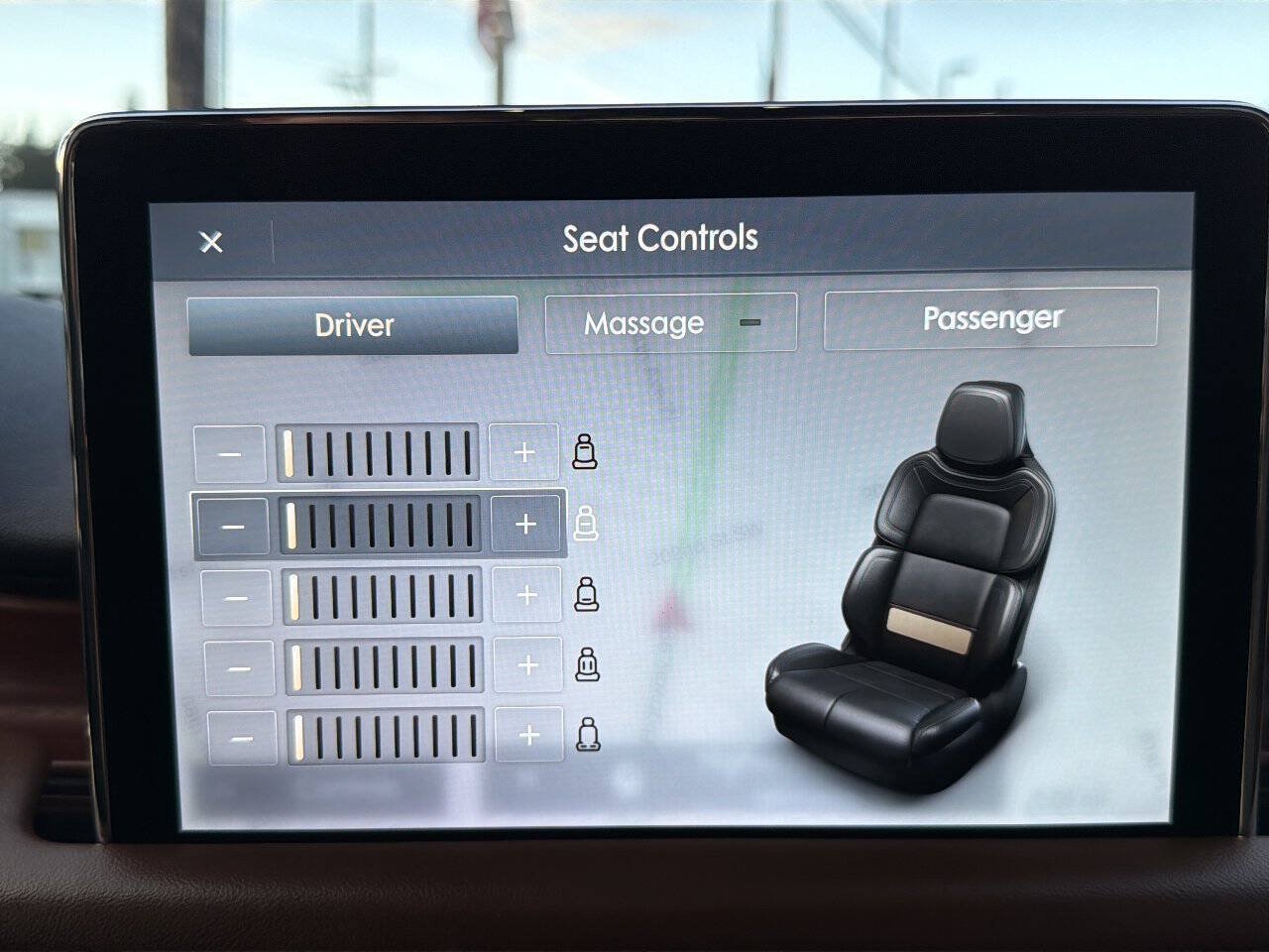 Used 2021 Lincoln Aviator Reserve w/ Equipment Group 201A AWD/4WD image 35