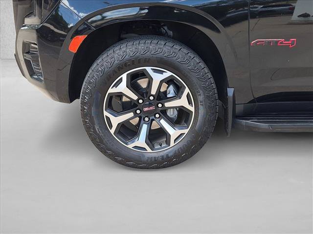 Used 2023 GMC Yukon AT4 AWD/4WD image 26