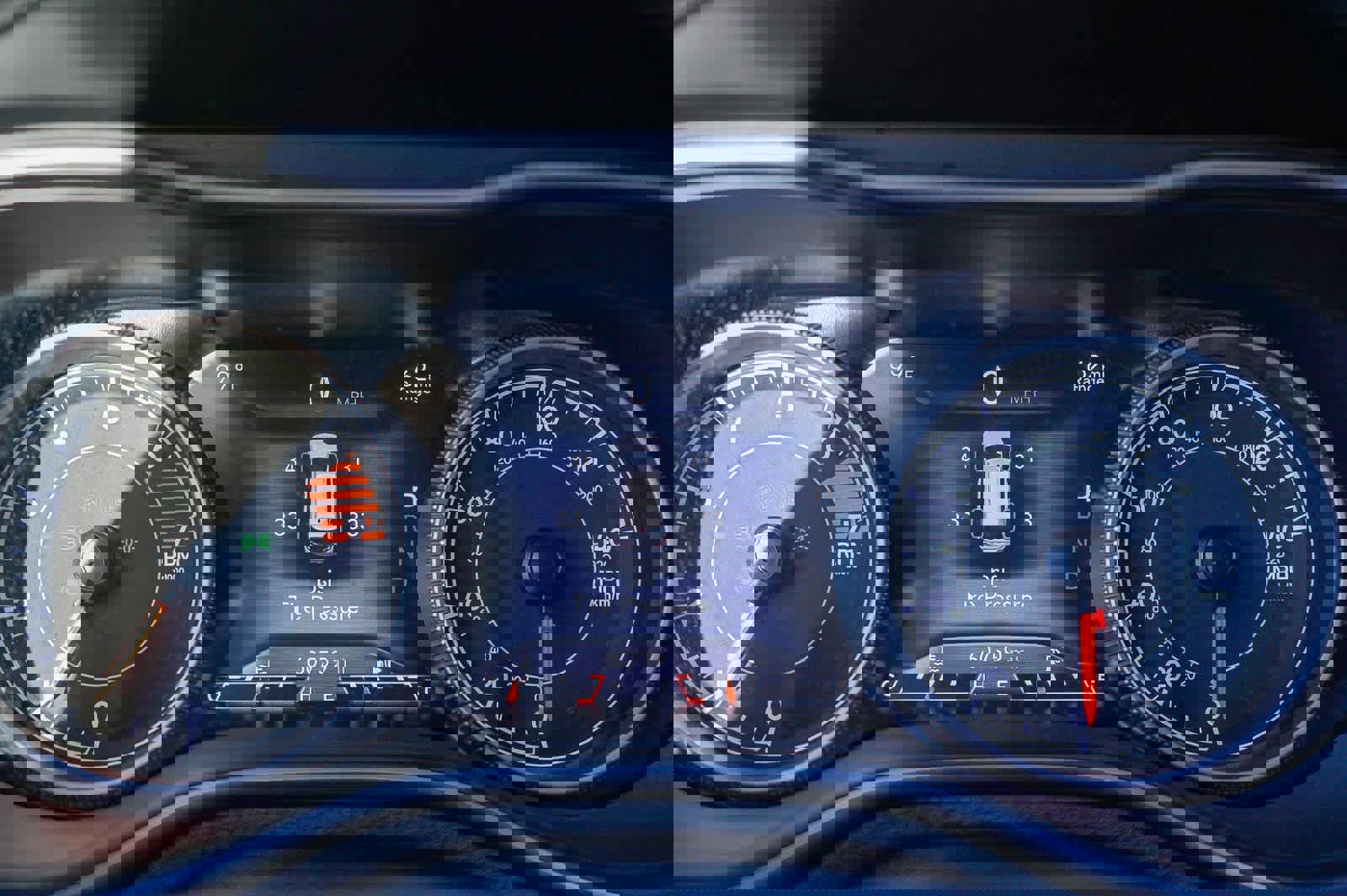 Used 2019 Jeep Cherokee Limited image 23