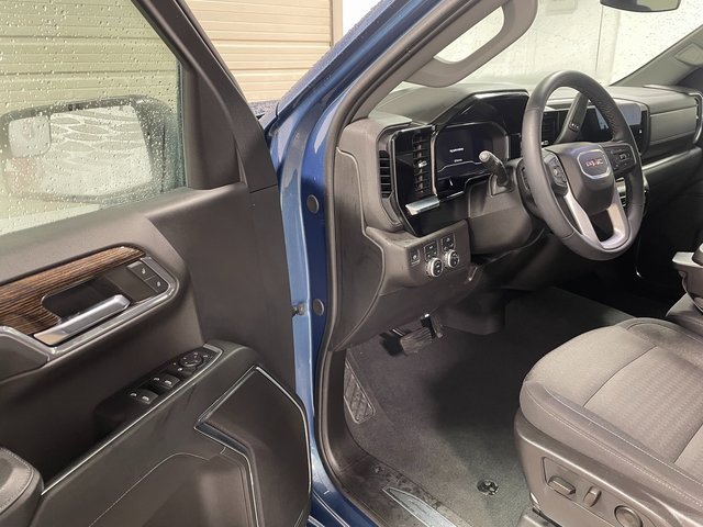 Used 2024 GMC Sierra 1500 Elevation image 10