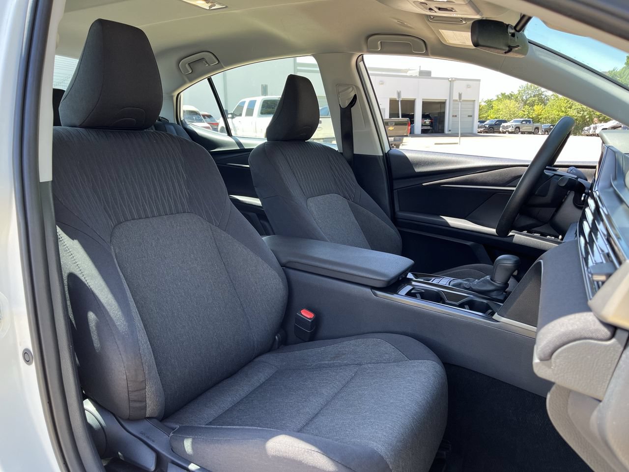 Used 2025 Toyota Camry LE FWD image 24