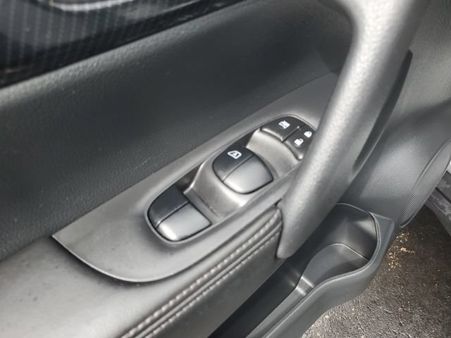 Used 2019 Nissan Rogue SL AWD/4WD image 21