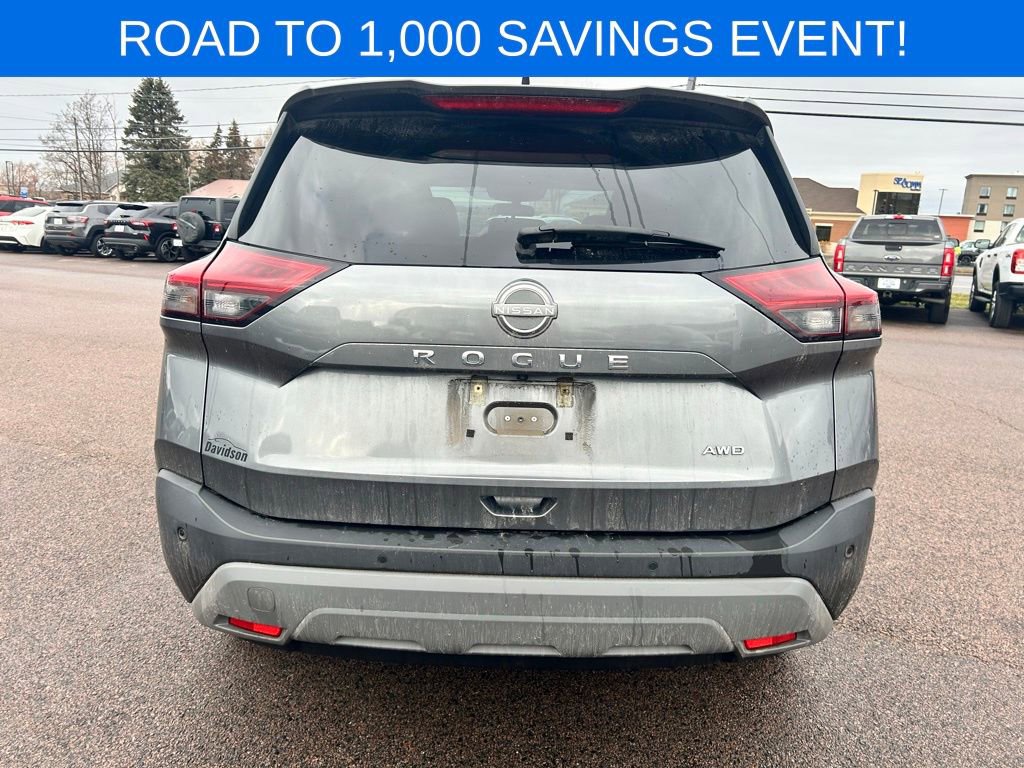 Used 2022 Nissan Rogue S image 5