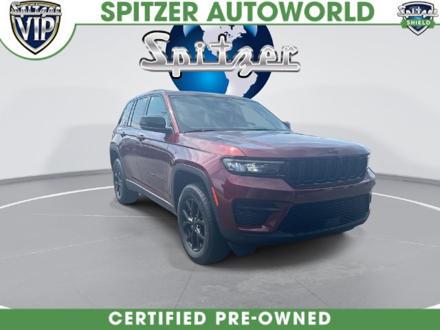 Certified 2024 Jeep Grand Cherokee Altitude AWD/4WD image 3