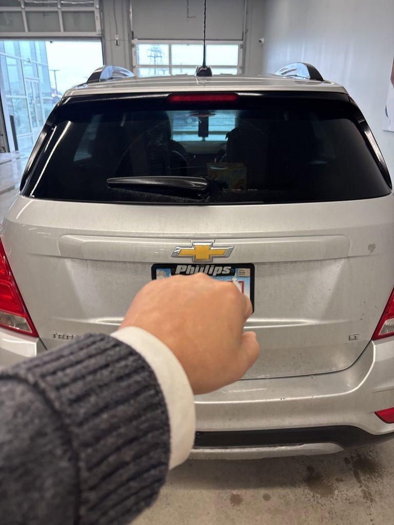 Used 2020 Chevrolet Trax LT w/ LT Convenience Package image 4