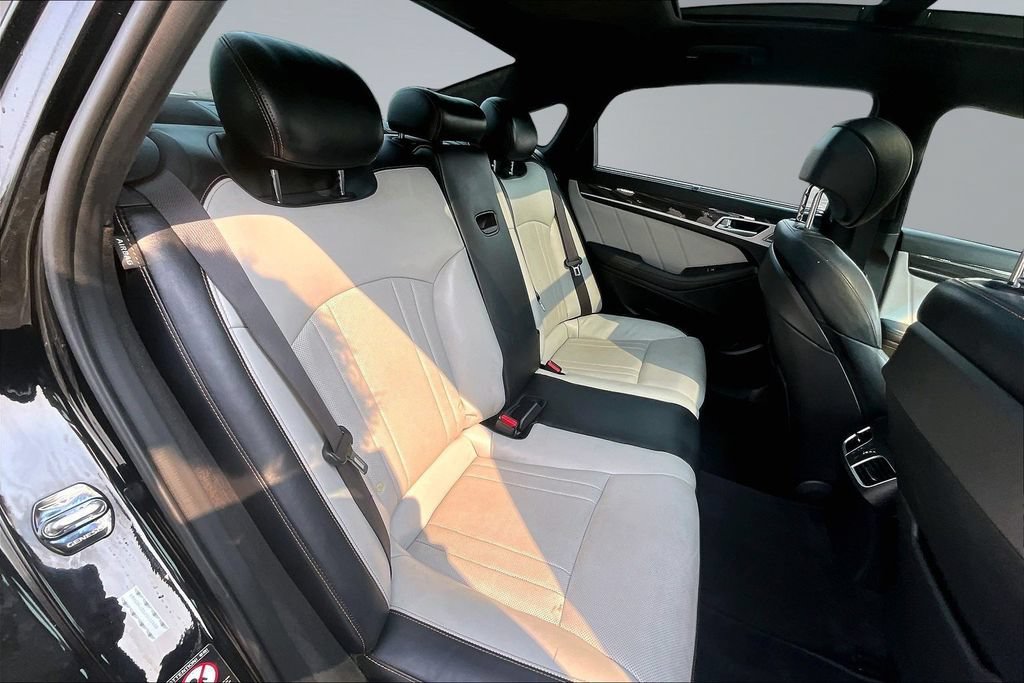 Used 2018 Genesis G80 3.3T Sport RWD image 26