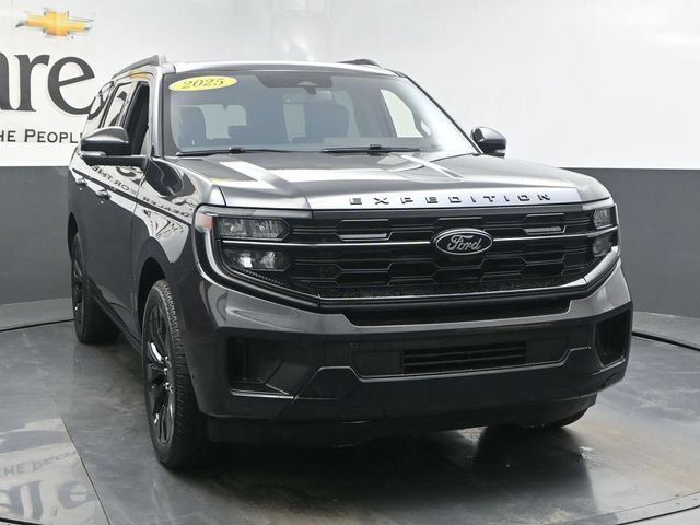 Used 2025 Ford Expedition Platinum w/ Stealth Appearance Package AWD/4WD image 53