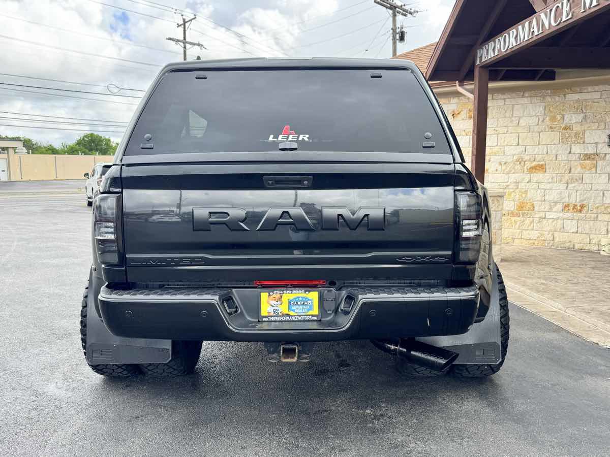 Used 2017 RAM 3500 Laramie Longhorn image 3