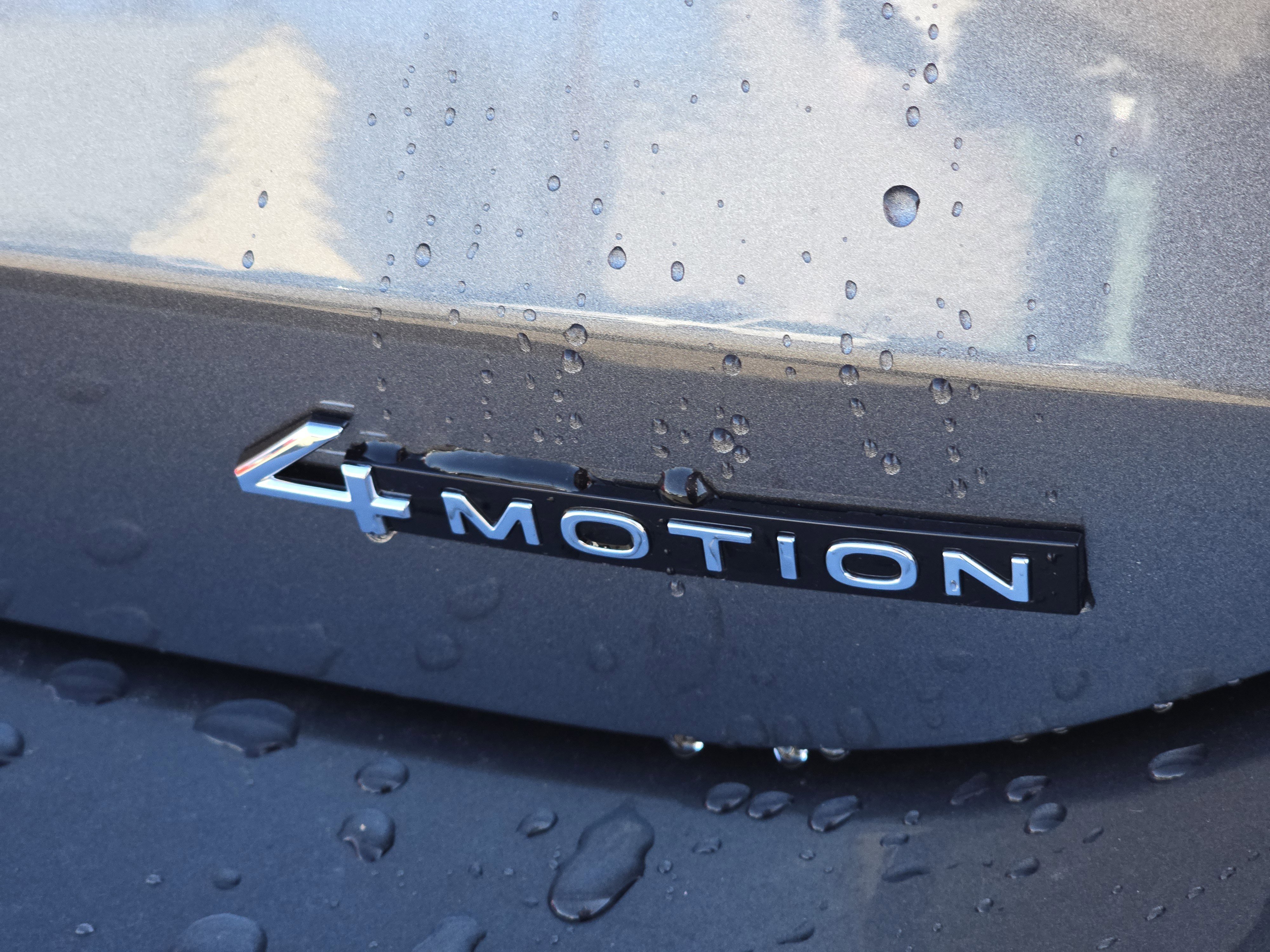 New 2026 Volkswagen Tiguan SE image 14