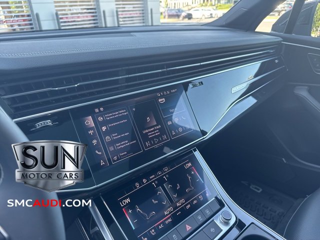 Used 2025 Audi Q7 3.0T Premium Plus w/ Premium Plus Package image 38