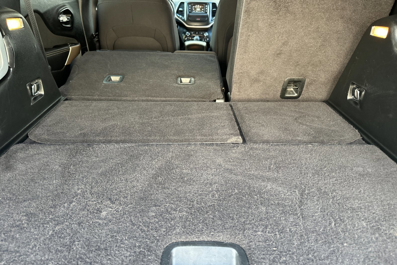 Used 2017 Jeep Cherokee Latitude image 17