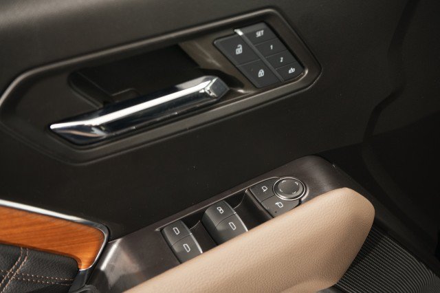 Used 2024 GMC Canyon Denali AWD/4WD image 29