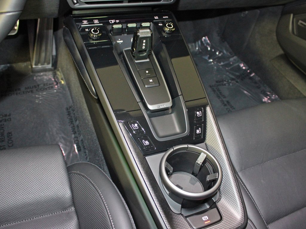 Certified 2024 Porsche 911 Carrera 4 GTS image 28