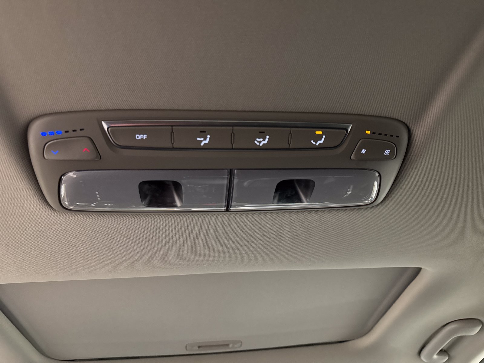 Used 2021 Kia Telluride S AWD/4WD image 23