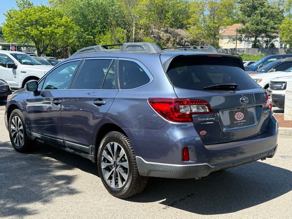 Used 2015 Subaru Outback 3.6R Limited AWD/4WD image 10