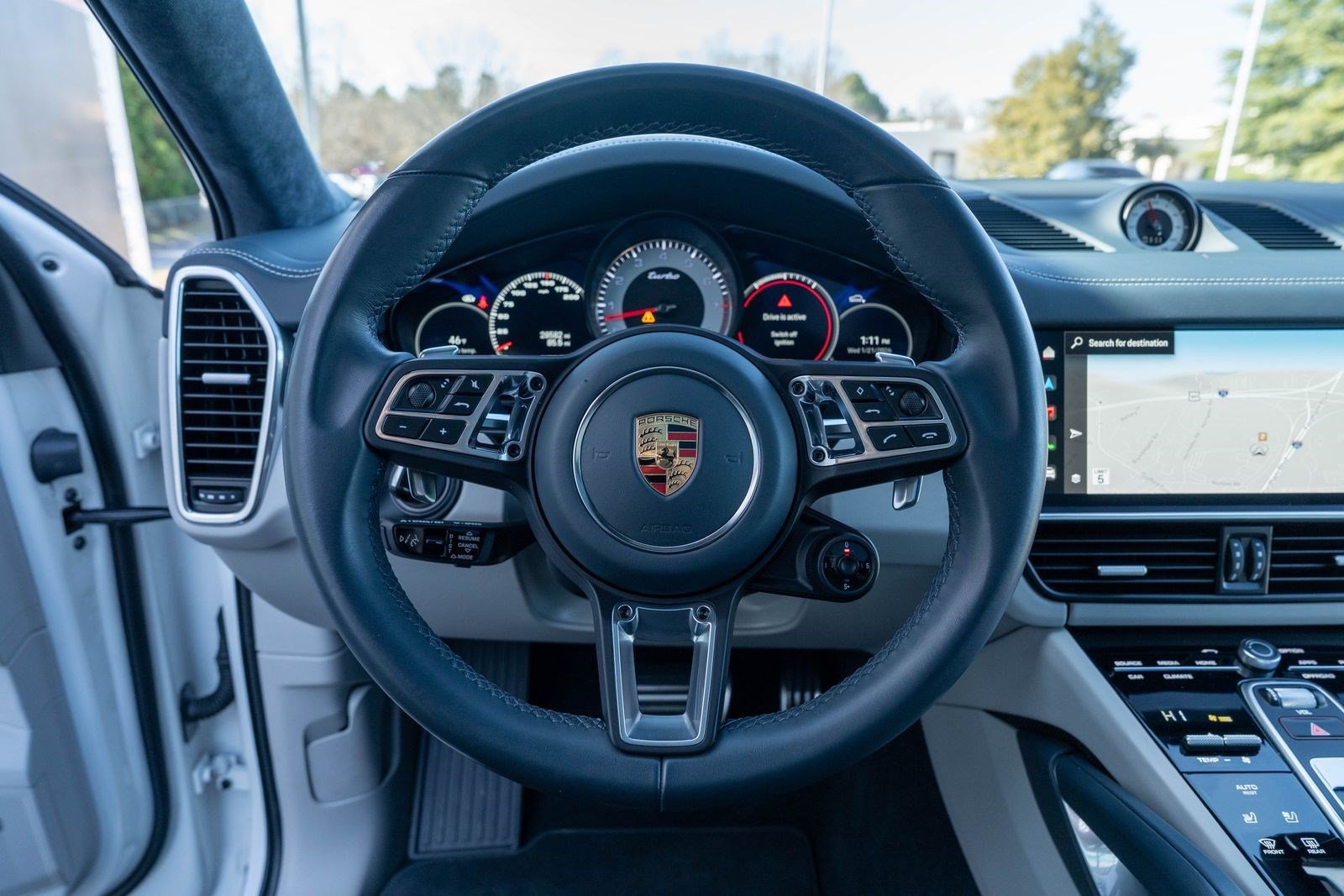 Certified 2023 Porsche Cayenne Turbo AWD/4WD image 26