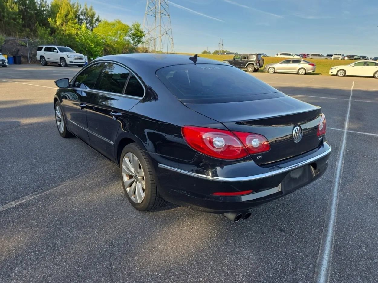 Used 2010 Volkswagen CC Sport FWD image 3