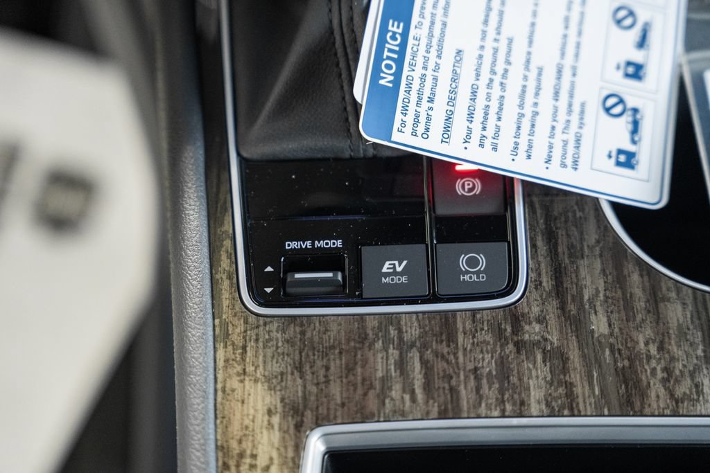 New 2026 Toyota Sienna Platinum AWD/4WD image 26