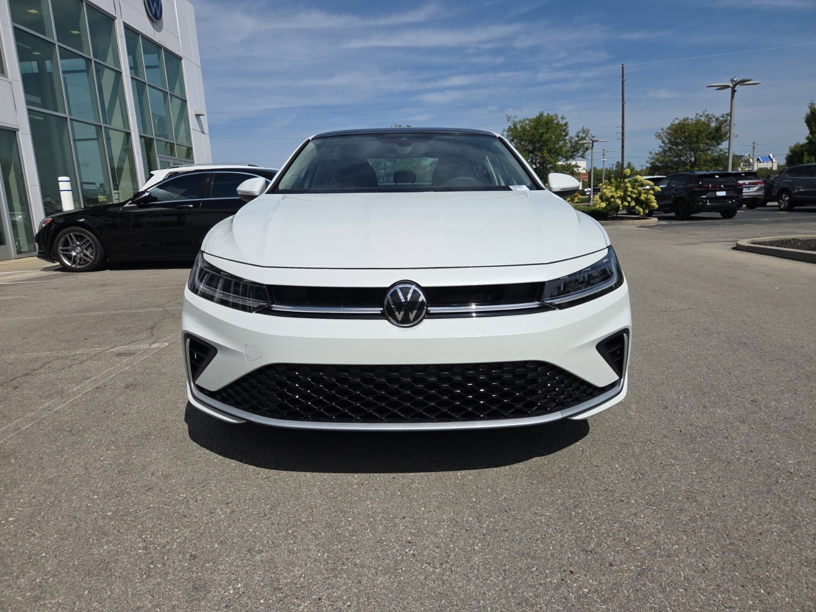 New 2027 Volkswagen Jetta SEL FWD image 13