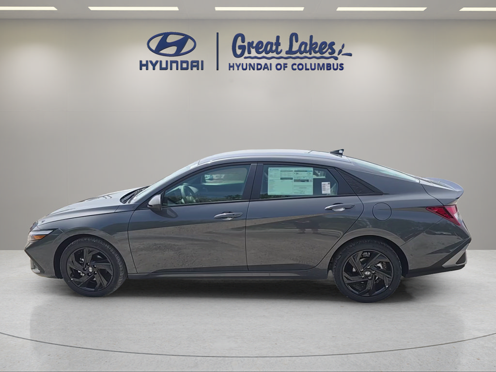 New 2026 Hyundai Elantra Sport FWD image 2