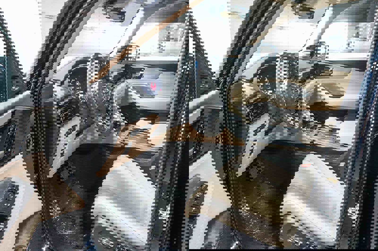 Used 2025 Acura MDX FWD w/ Technology Package image 20