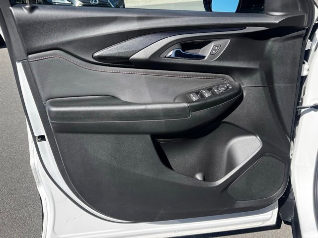 Used 2022 Chevrolet TrailBlazer RS FWD image 15