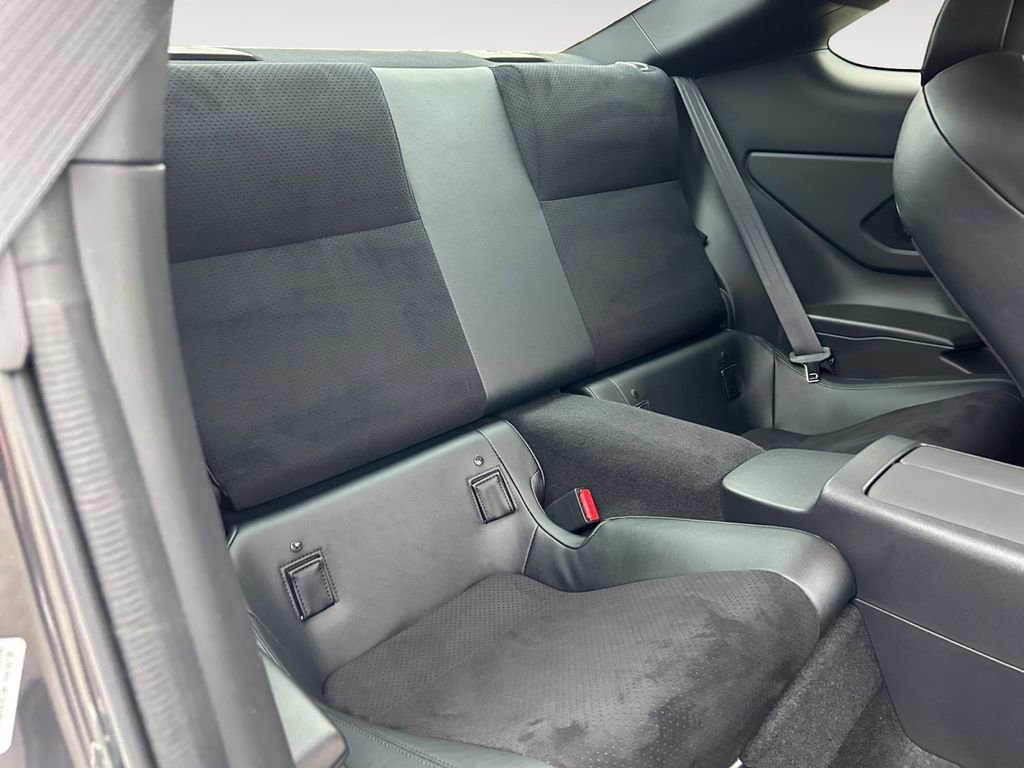 Used 2025 Toyota GR86 Premium RWD image 12