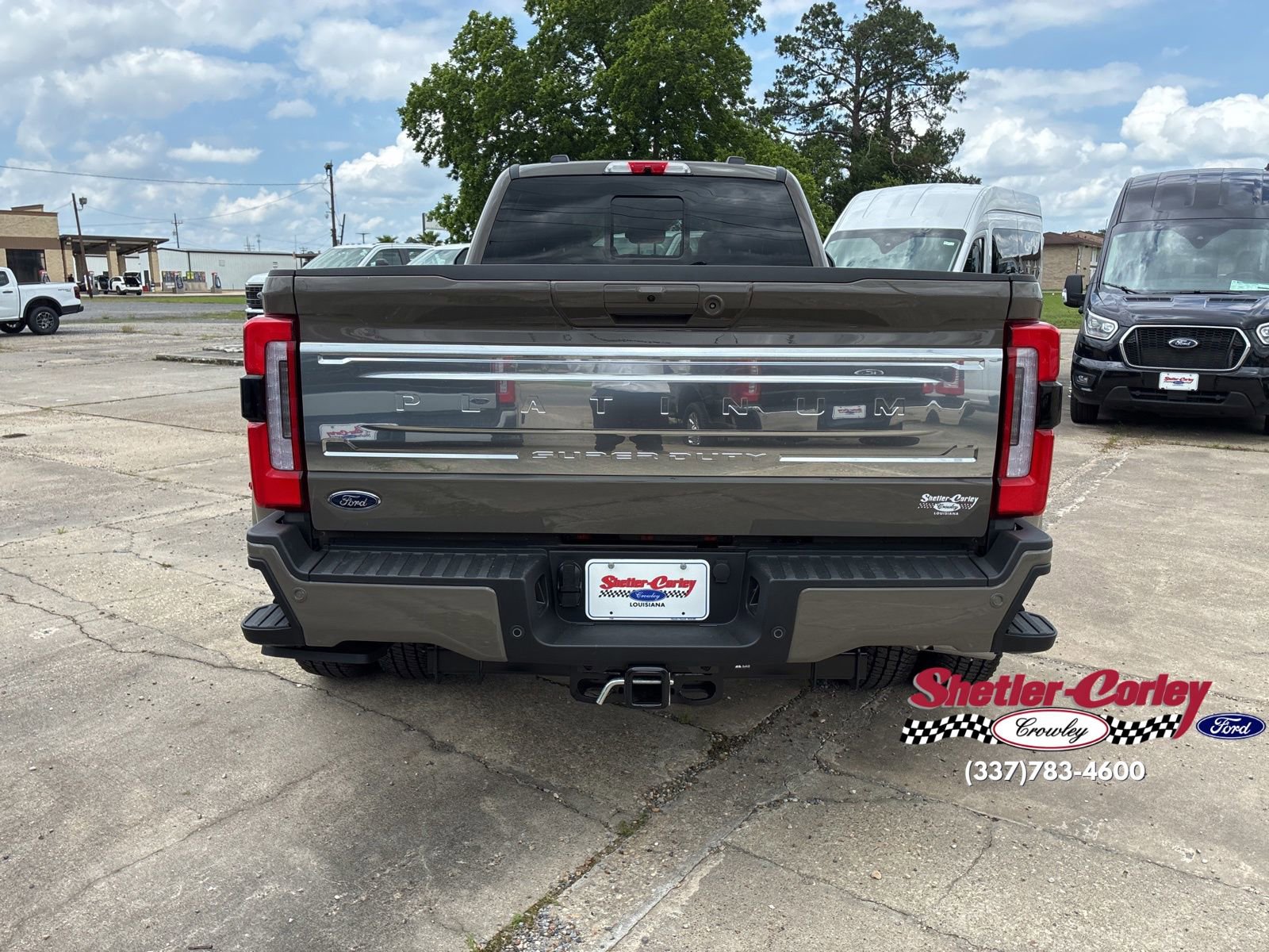 New 2026 Ford F350 Platinum w/ Platinum Plus Package AWD/4WD image 17