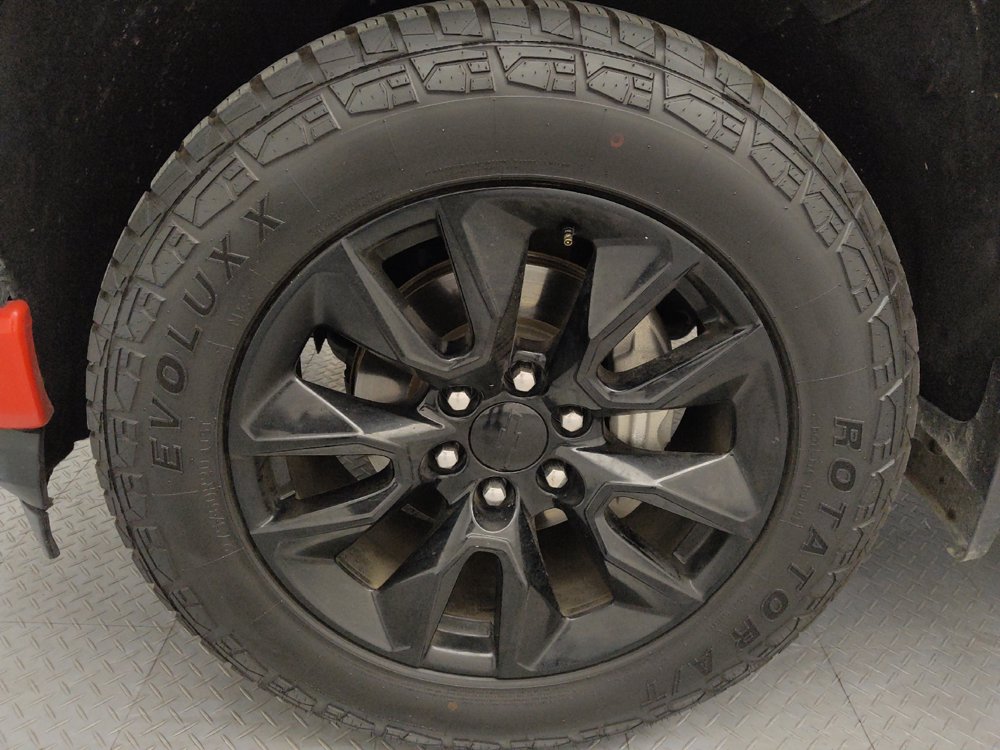 Used 2021 Chevrolet Silverado 1500 Custom RWD image 31