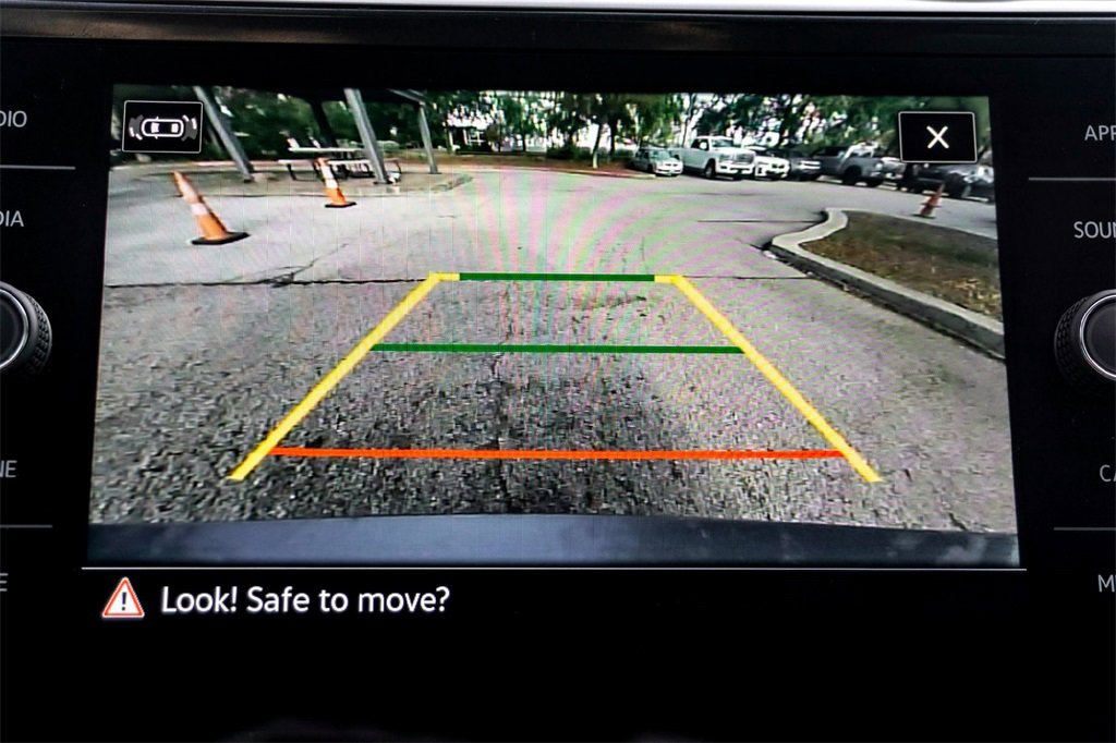 Used 2012 Jeep Grand Cherokee Laredo w/ Laredo E Group image 24