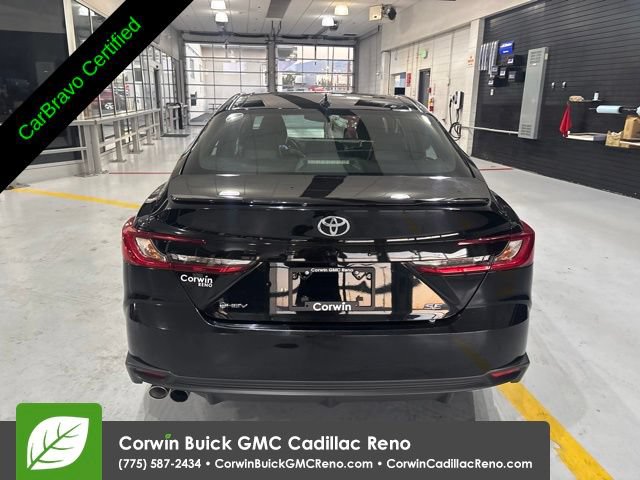 Used 2025 Toyota Camry SE FWD image 6