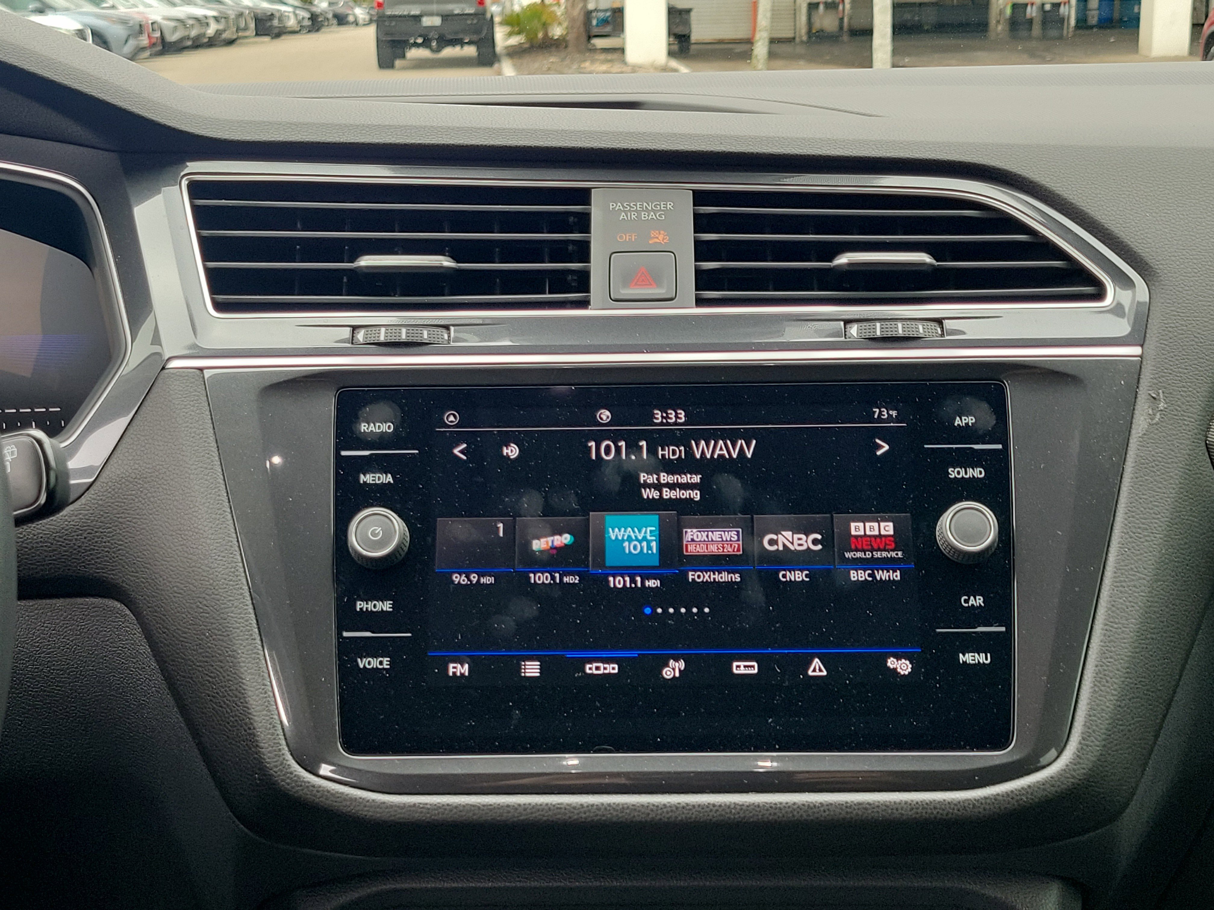 Used 2024 Volkswagen Tiguan SE image 18