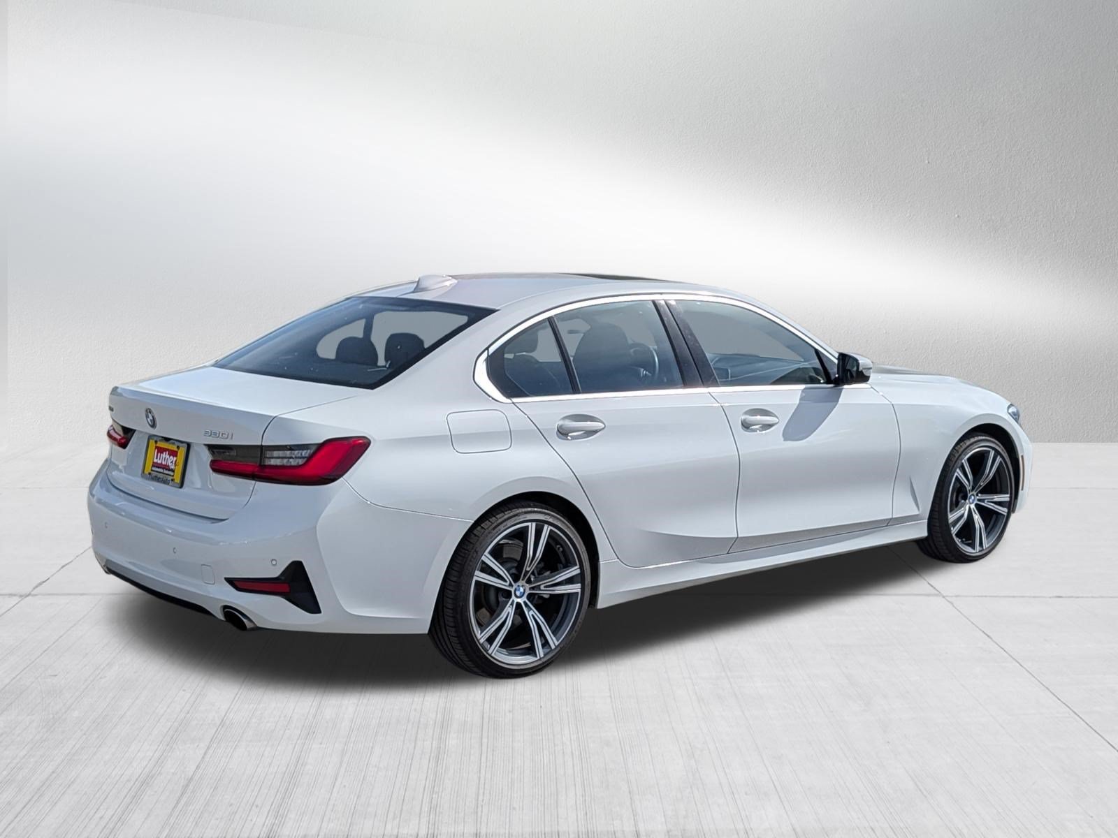 Used 2019 BMW 330i xDrive Sedan w/ Convenience Package AWD/4WD image 7