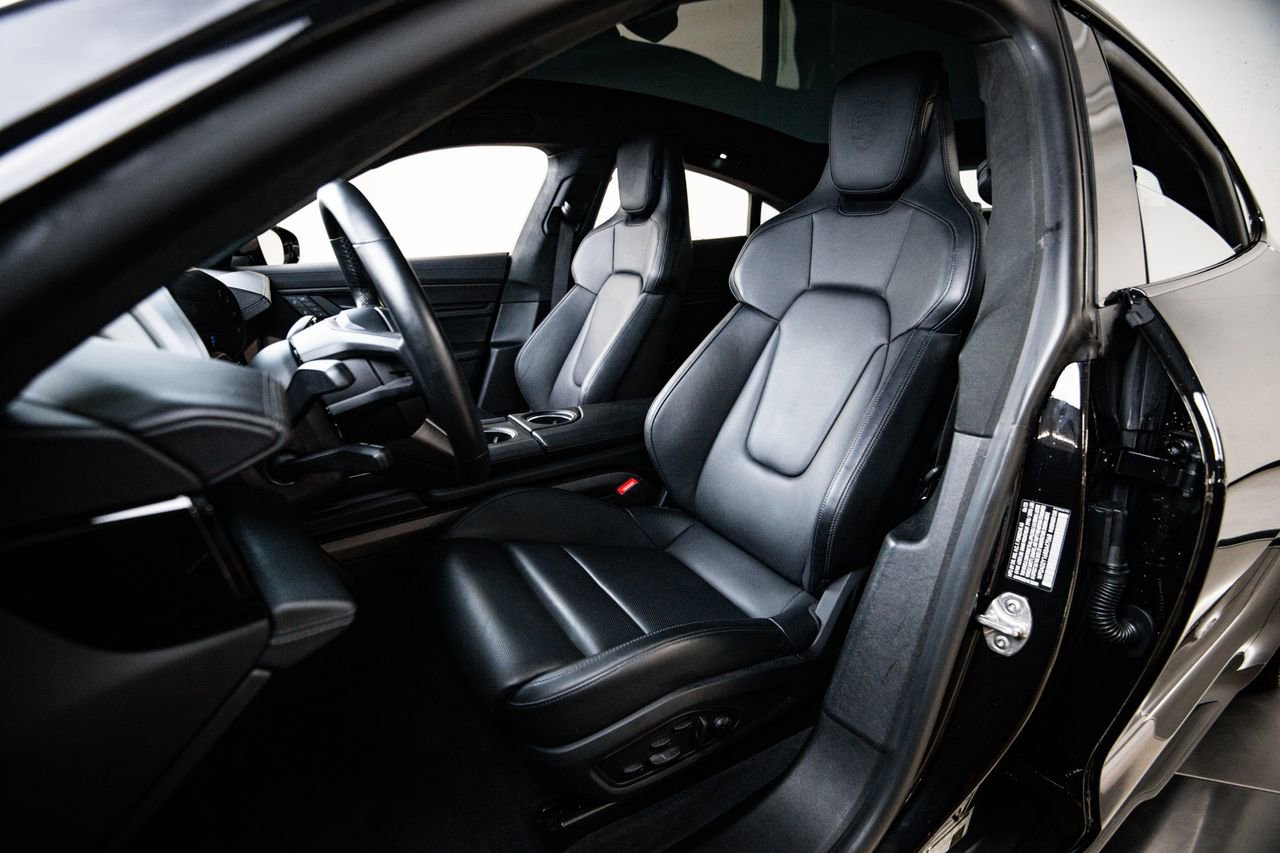 Certified 2024 Porsche Taycan GTS AWD/4WD image 5