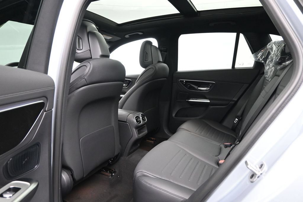 New 2026 Mercedes-Benz GLC 300 4MATIC image 19