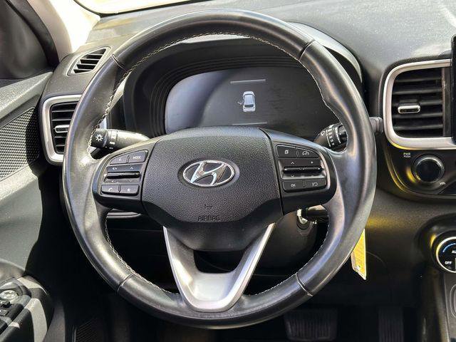Certified 2023 Hyundai Venue SEL image 20