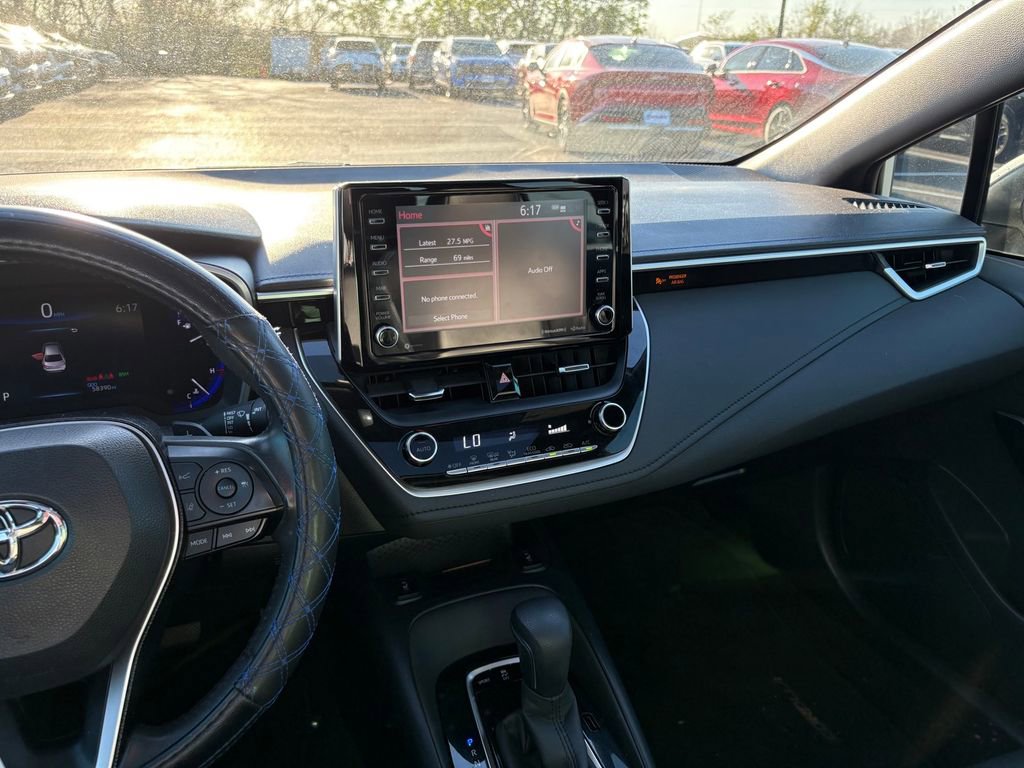 Used 2021 Toyota Corolla XSE image 16