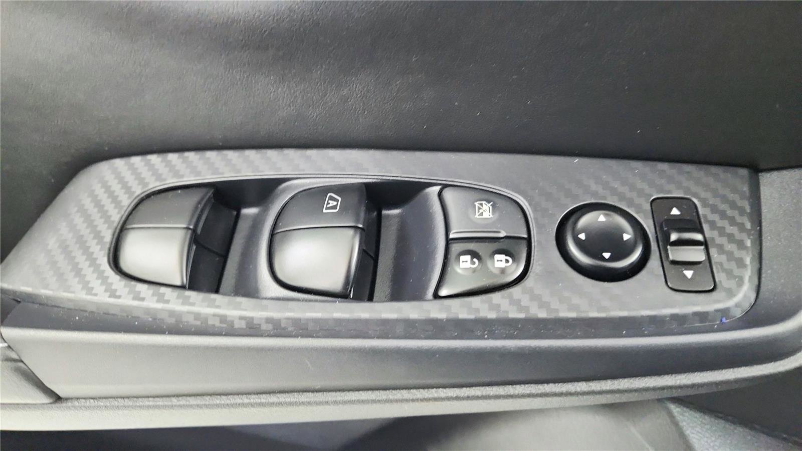 Used 2023 Nissan Sentra SV FWD image 11