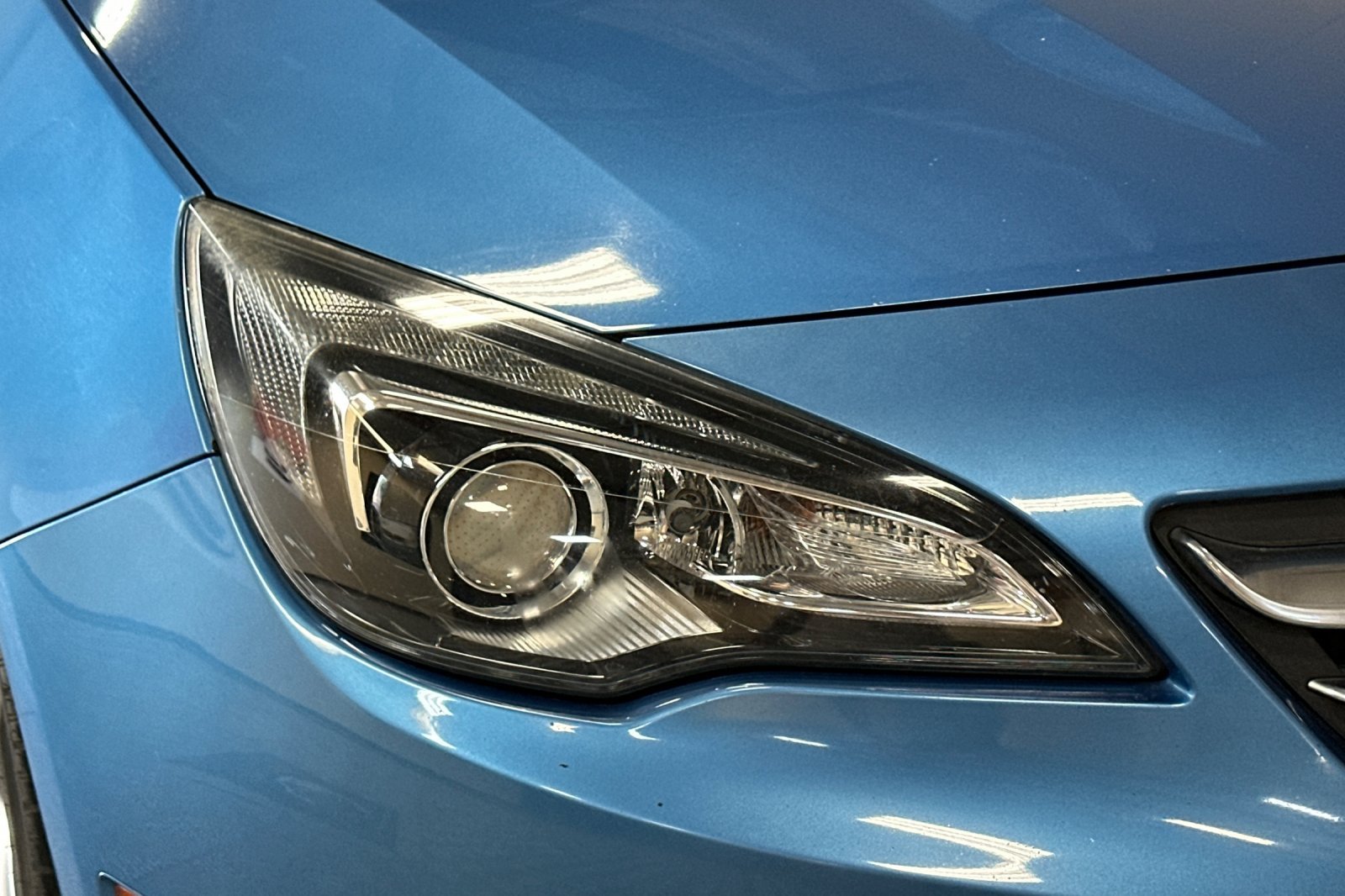 Used 2017 Buick Cascada Sport Touring FWD image 39