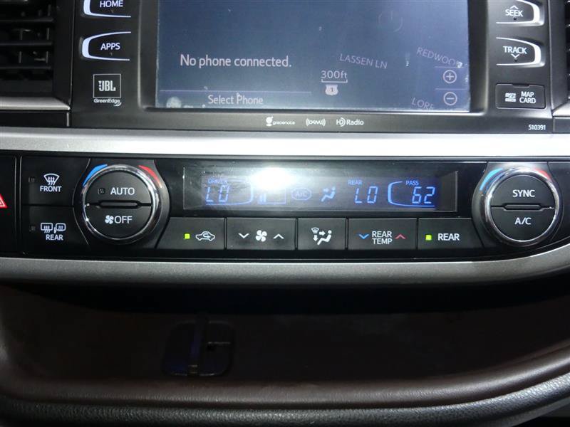 Used 2019 Toyota Highlander Limited AWD/4WD image 40
