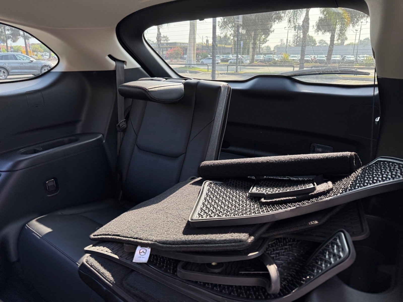 Used 2022 MAZDA CX-9 Touring image 18