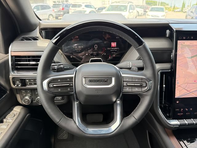 New 2026 GMC Yukon XL Denali w/ Denali Reserve Package AWD/4WD image 10