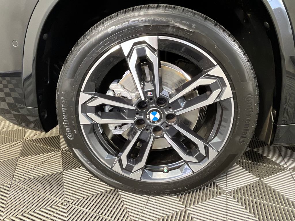 Used 2023 BMW X1 xDrive28i w/ Premium Package image 14