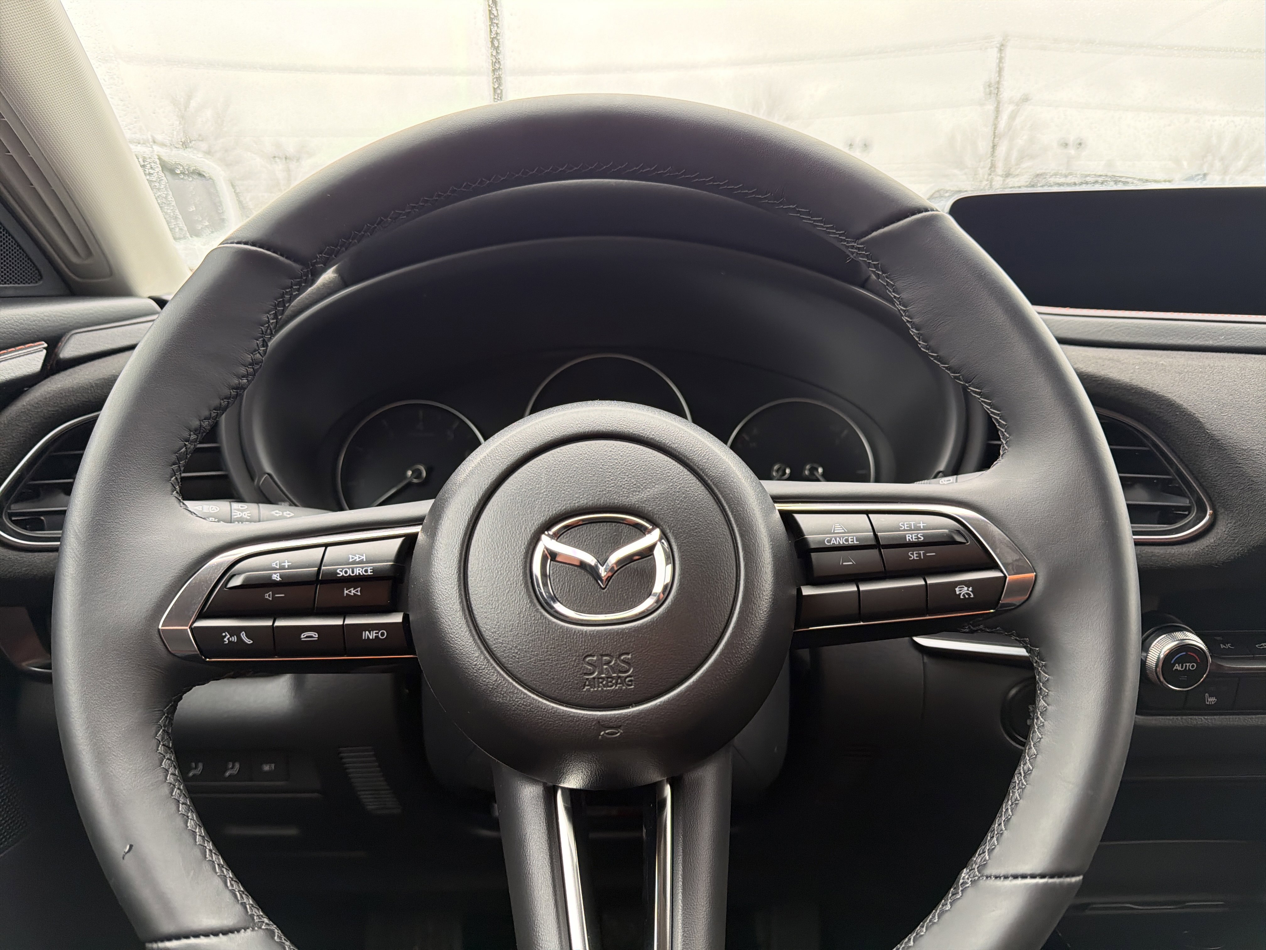 Used 2025 MAZDA CX-30 Carbon image 14