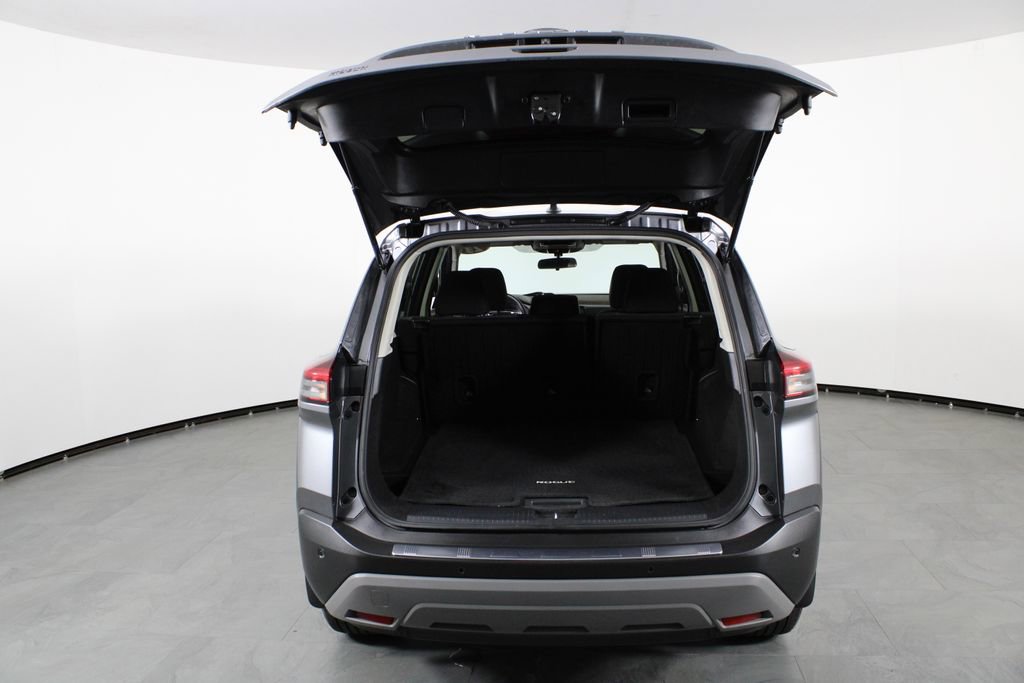 Certified 2023 Nissan Rogue SV image 17